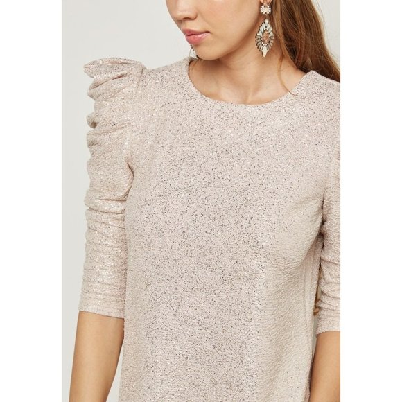 dress shirt puff gold beige ivory dress outfit - Picture 4 of 10